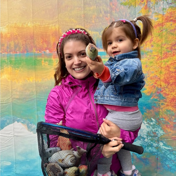 Meet your Posher, Ellen - Picture 1 of 1